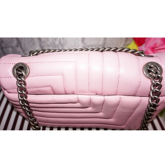 Beautiful HENRI BENDEL 712 CONVERTIBLE TOTE - Picture 2 of 4